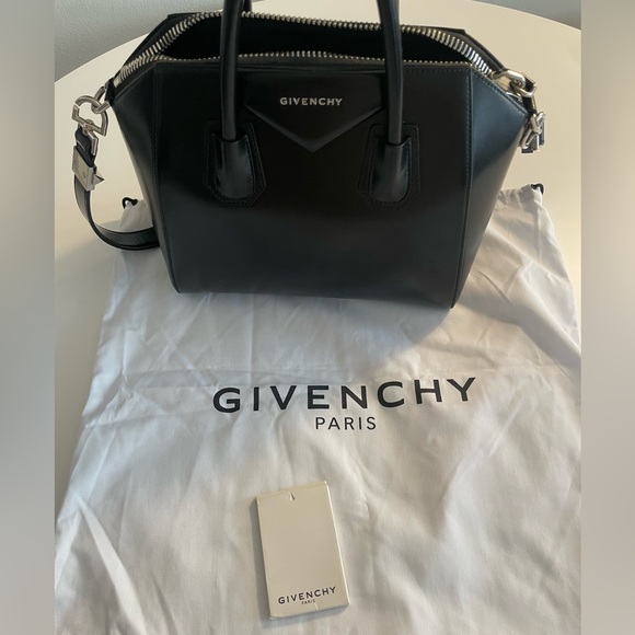 Givenchy Small Antigona Box Leather Satchel - Picture 6 of 8